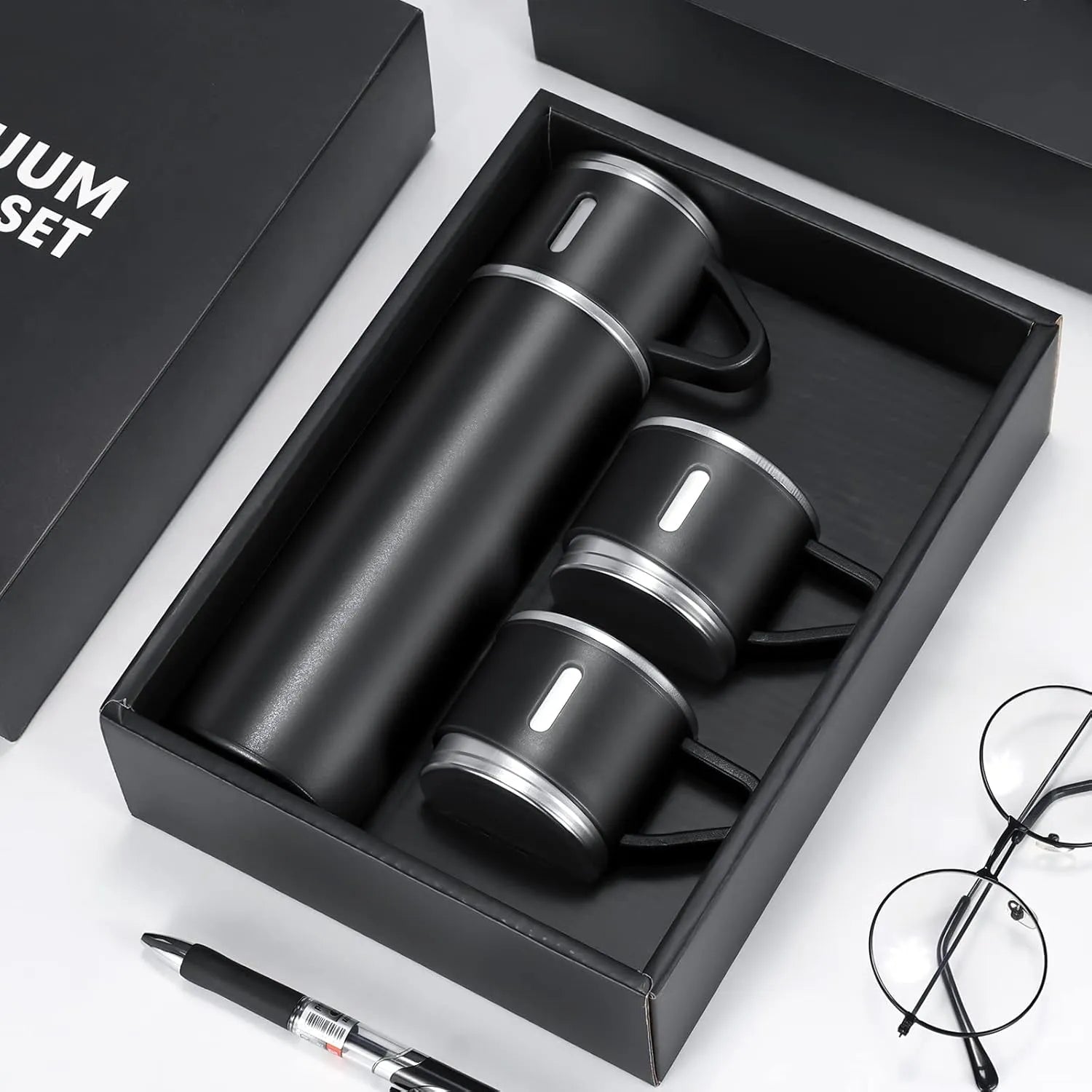 3 Cup 500 Ml Double-Layer Stainless Steel Vacuum Flask Set ( Random Color )